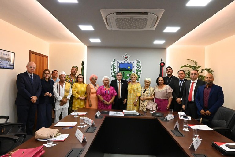 PGE-PB participa de reunião com o Governador João Azevêdo e representantes de religiões de matrizes africanas