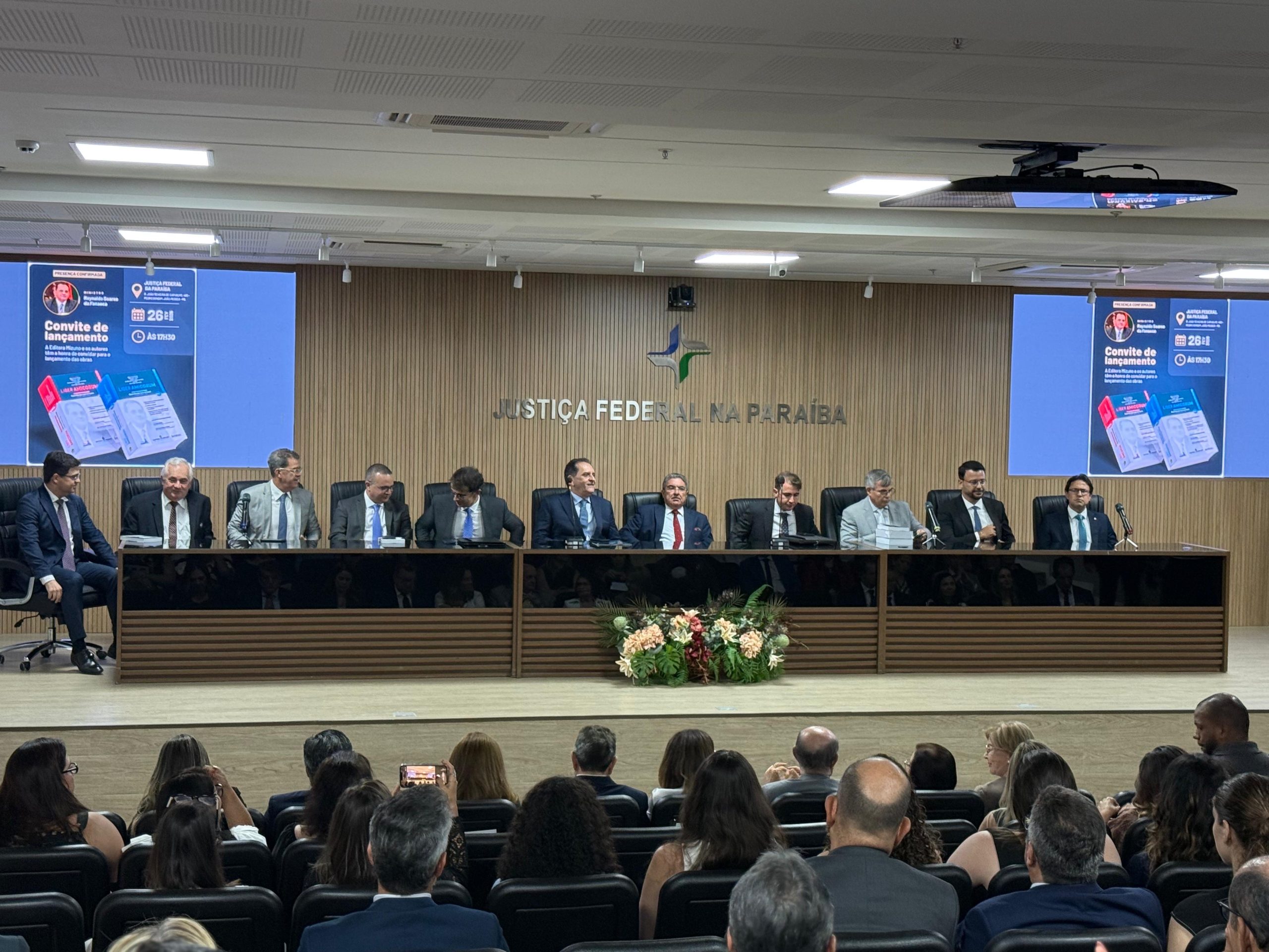 Procurador-Geral do Estado prestigia lançamento de obras jurídicas na Justiça Federal da Paraíba
