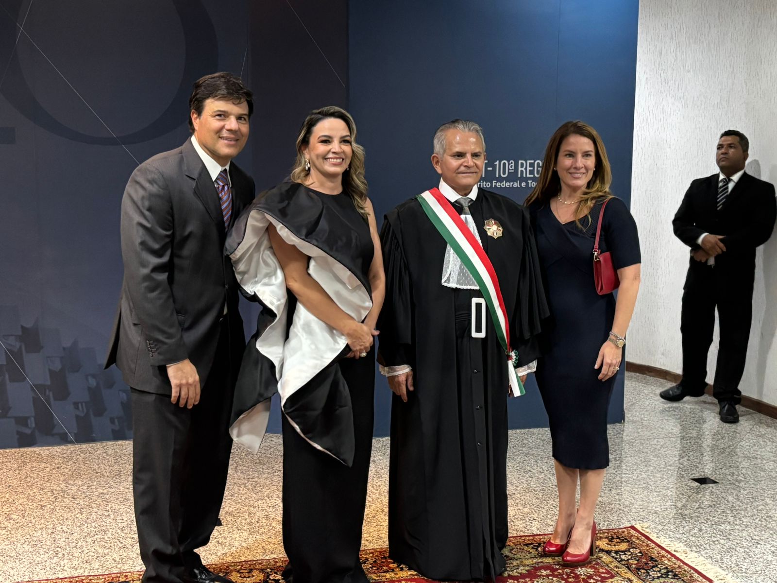 Procuradora Mirella Marques Trigo de Loureiro representa a PGE-PB na posse da nova diretoria do TRT-10, em Brasília