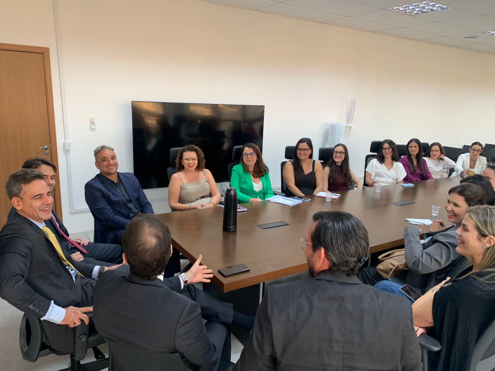 Prolic PROLIC define planejamento estratégico em reunião conduzida pelo ...