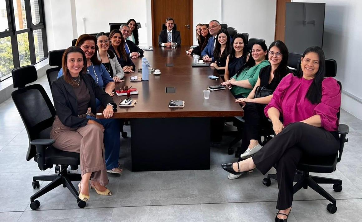 Procurador-Geral se reúne com equipe do Gabinete em primeiro encontro de trabalho