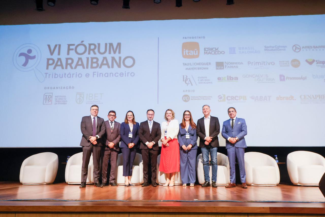 PGE-PB participa da palestra de encerramento do VI Fórum Paraibano Tributário e Econômico