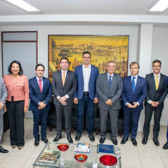 PGE-PB participa de reunião da Comissão Interpoderes no TCE-PB com foco no fortalecimento da gestão pública