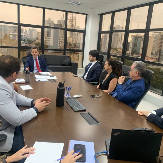 PGE-PB discute estratégias para enfrentar aumento de demandas judiciais e aprimorar fluxos de trabalho