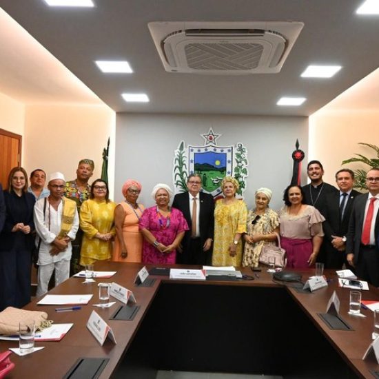 PGE-PB participa de reunião com o Governador João Azevêdo e representantes de religiões de matrizes africanas